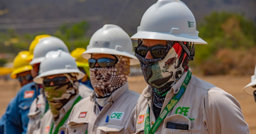 CASTIGARÁN HASTA CON 12 AÑOS DE CÁRCEL A QUIENES VENDAN O USEN UNIFORMES OFICIALES O EMPRESARIALES PARA COMETER&nbsp;DELITOS
