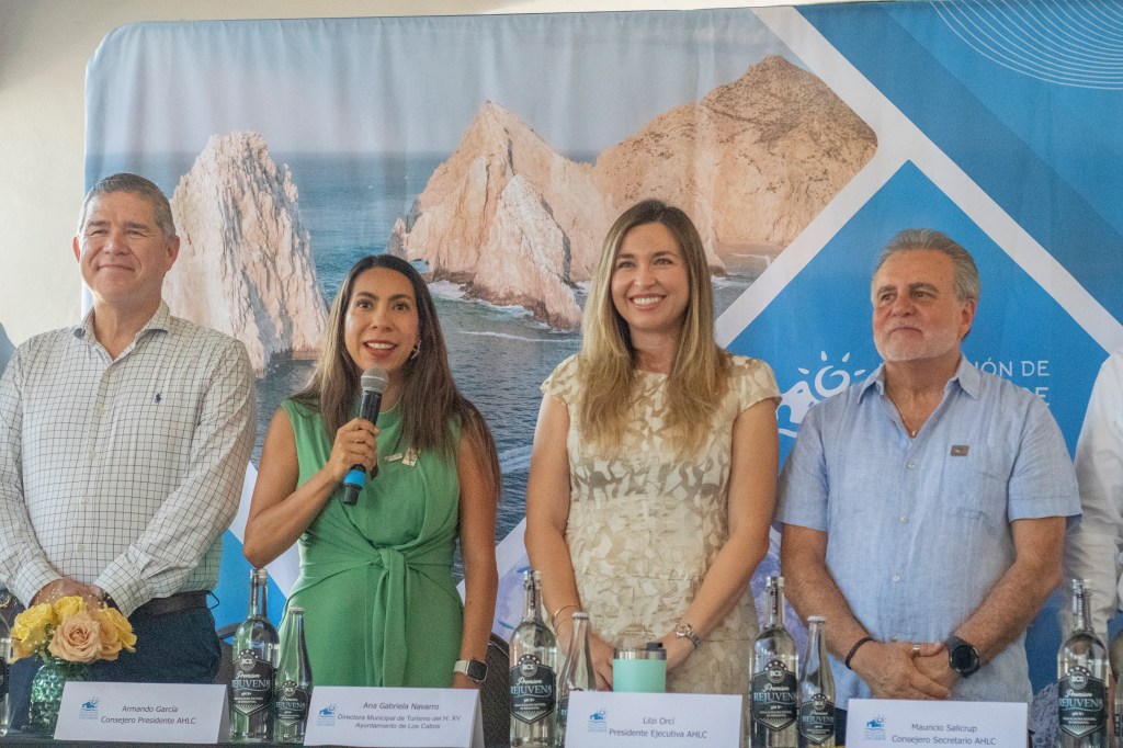 Fortalece Los Cabos vínculos con el sector hotelero en la sexta Expo Negocios&nbsp;Hotelera