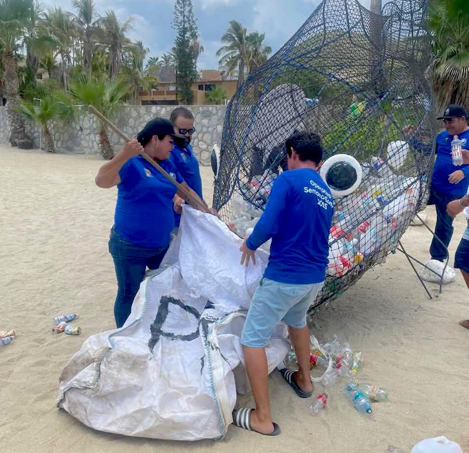 Mediante programa de reciclaje, recolectan 150 kilos de PET en playas La Gaviota y&nbsp;Chileno