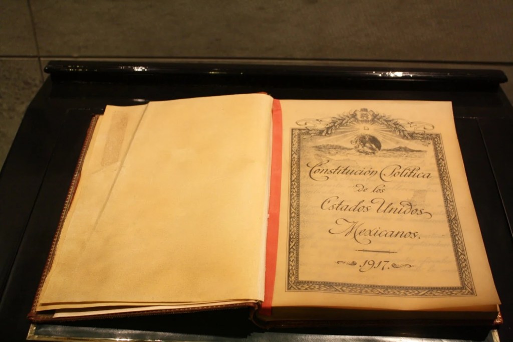 Recibe Senado iniciativas de la titular del Ejecutivo Federal sobre Amparo y desarrollo&nbsp;científico
