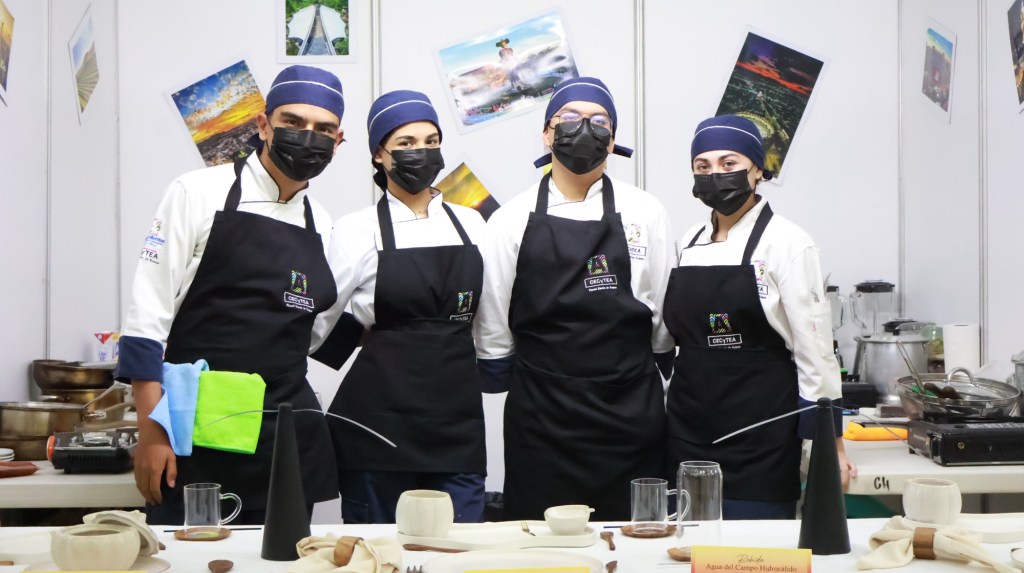 Inaugura&nbsp;gobernador Víctor Castro el&nbsp;IIConcurso Nacional CECYTE Chef 2025 en La&nbsp;Paz