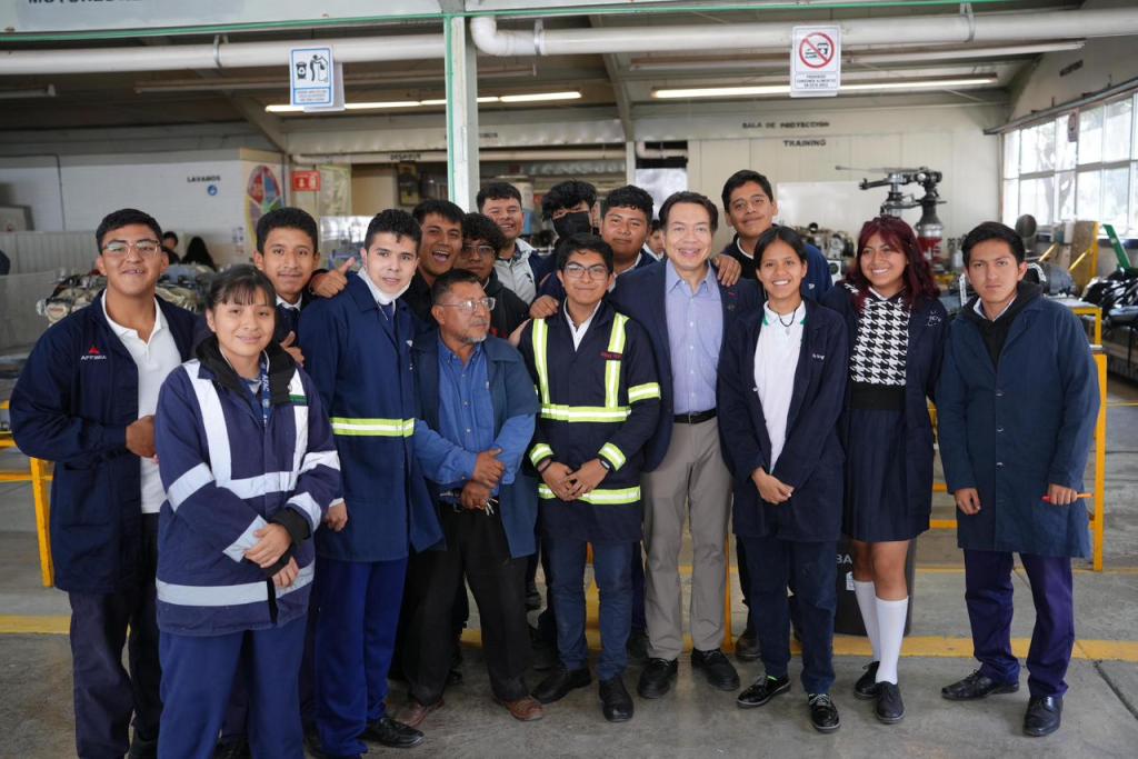 Con las nuevas Universidades se alcanzará la meta de cobertura del 55% y la creación de 330 mil nuevos&nbsp;lugares