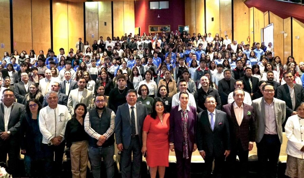 Sectur promueve formación turística en Tlaxcala durante IV Expo de Turismo Uatx&nbsp;2025