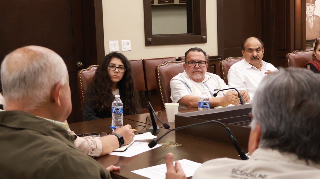 Destaca Gobernador Víctor Castro avances en acciones de vivienda en&nbsp;BCS