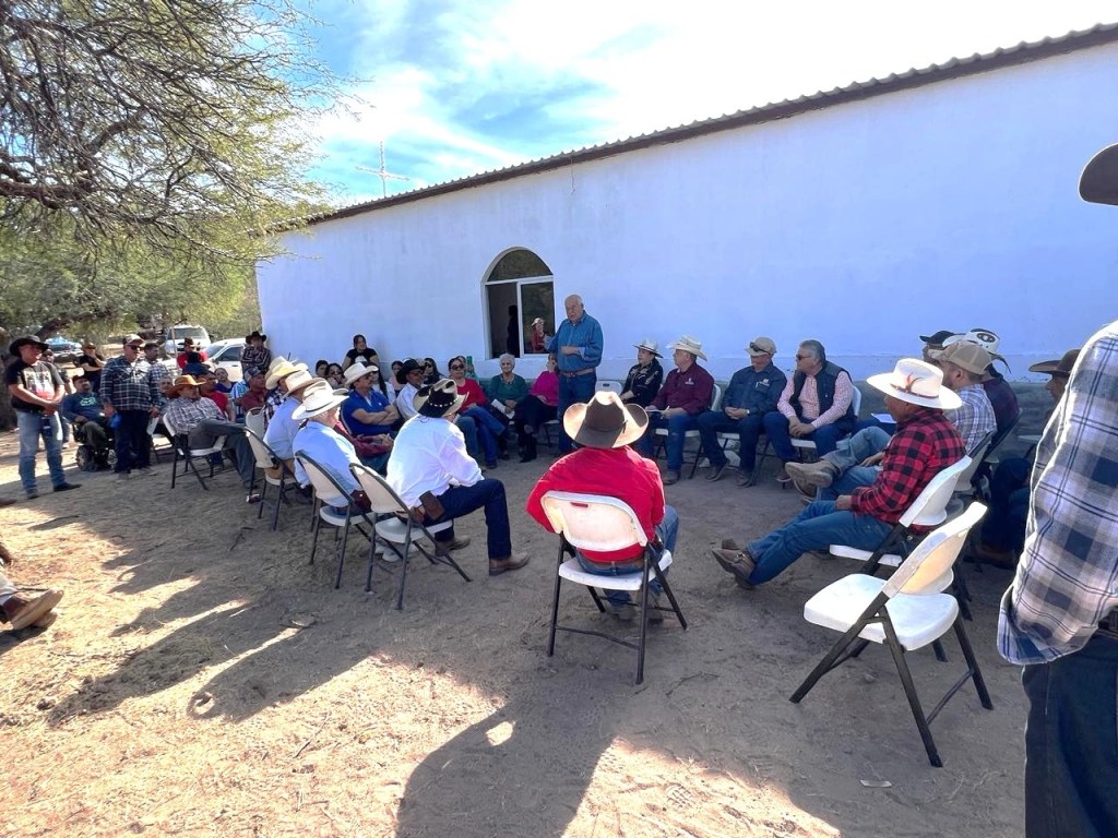 Refrenda&nbsp;Gobernador&nbsp;Víctor Castrocompromiso con&nbsp;la Sierra de Guadalupe, en&nbsp;Mulegé