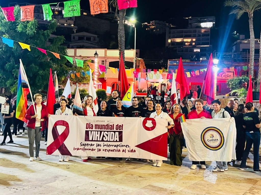 Realizan marcha en Cabo San Lucas por el Día Mundial de la Lucha contra el&nbsp;VIH/SIDA