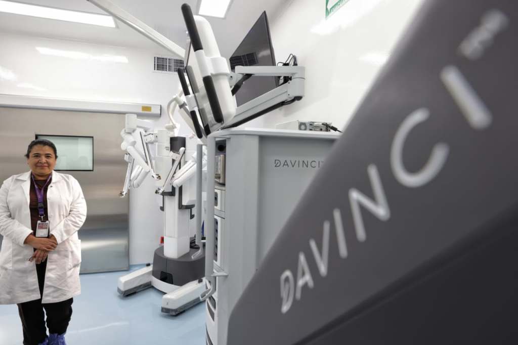 Supera ISSSTE meta de cirugías robóticas 2025 con 284&nbsp;procedimientos