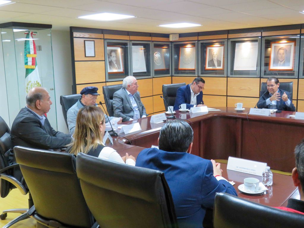 Agricultura y la CROC llevan el programa Abasto Social de Leche para el Bienestar a familias de los sectores obrero y campesino