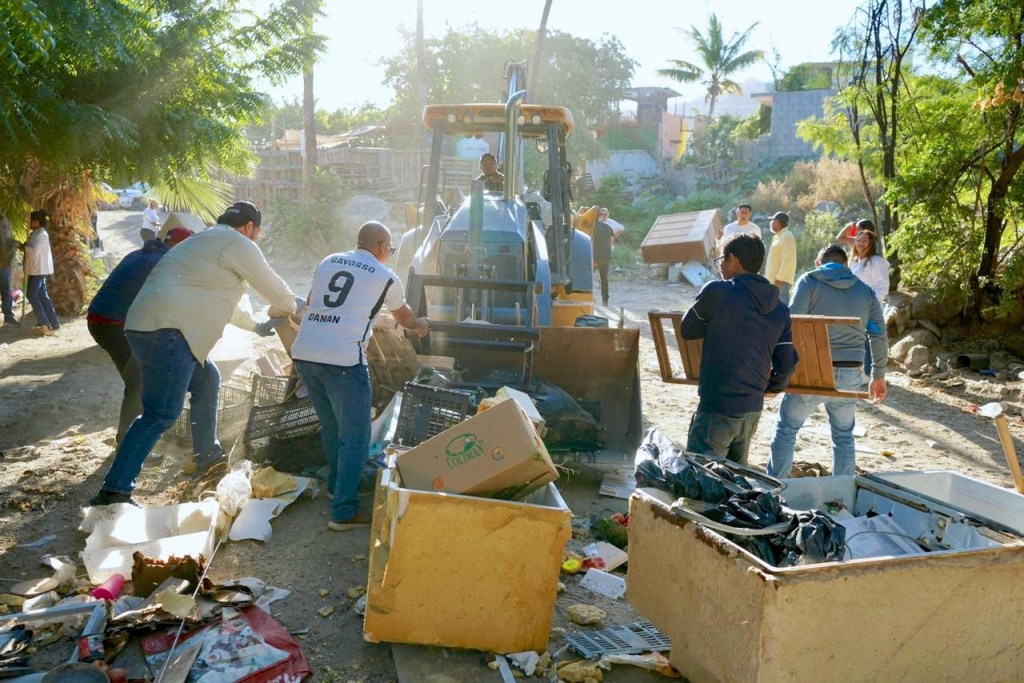 Realizan operativo de rescate de espacios seguros en colonia Lomas del Faro&nbsp;en Cabo San&nbsp;Lucas