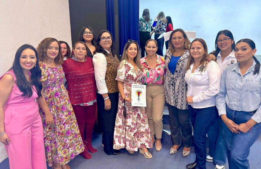 Toman de protesta y realizan el primer encuentro municipal de Enlaces de Género en el Ayuntamiento de Los Cabos