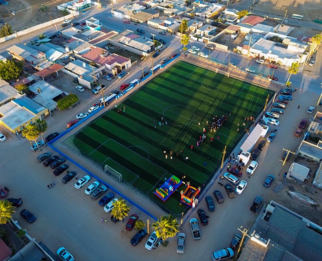 ENTREGA EDITH AGUILAR 8 OBRAS DE INFRAESTRUCTURA Y DEPORTE EN GUERRERO NEGRO