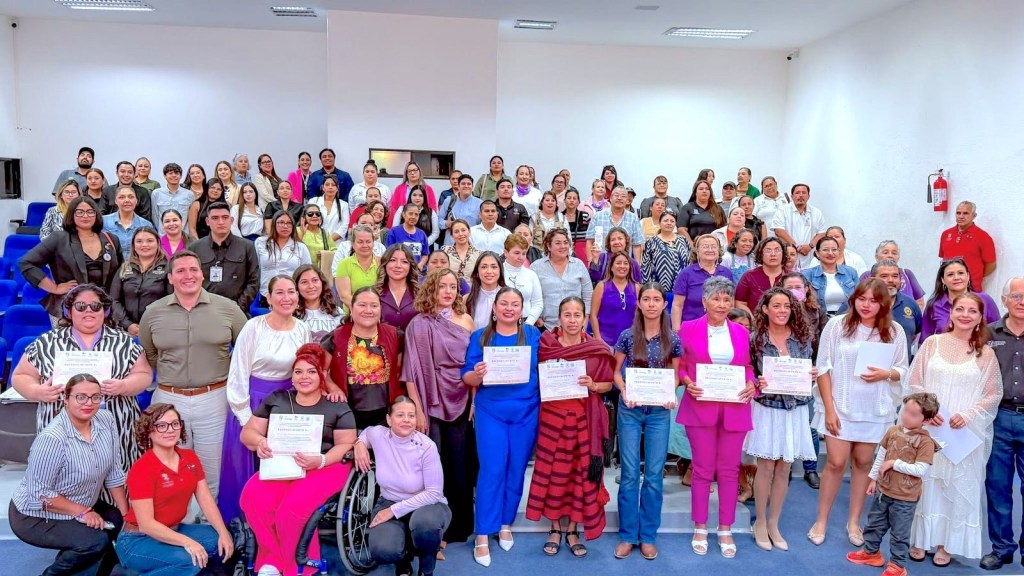 Realizan conversatorio sobre discriminación compuesta y derechos de las mujeres en San José del&nbsp;Cabo
