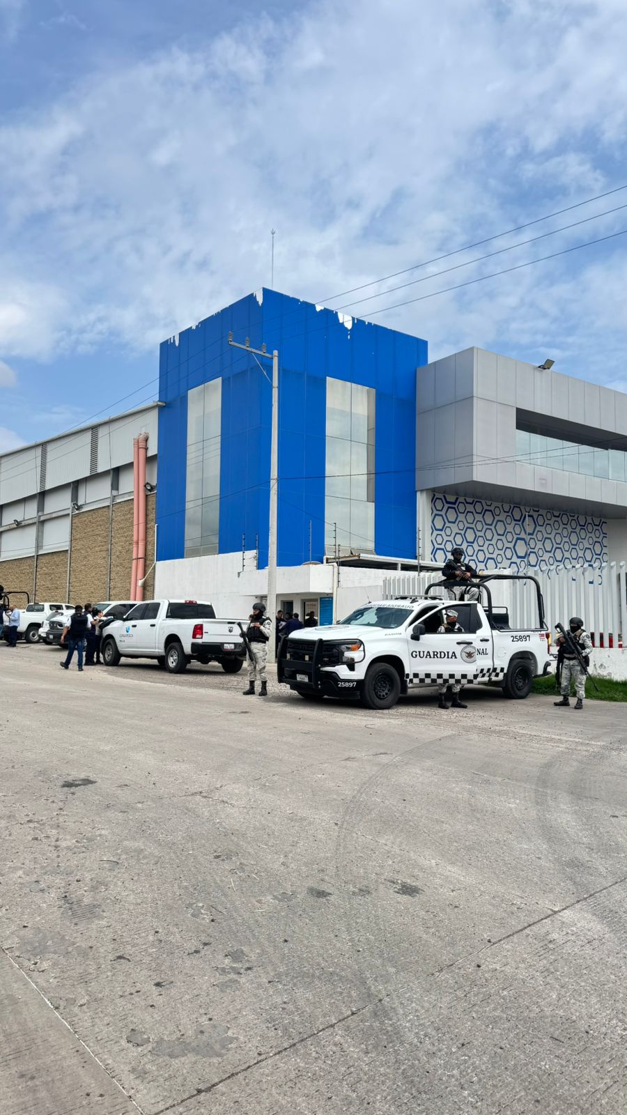 Coordina Conapesca operativos para combatir el contrabando de camarón en México