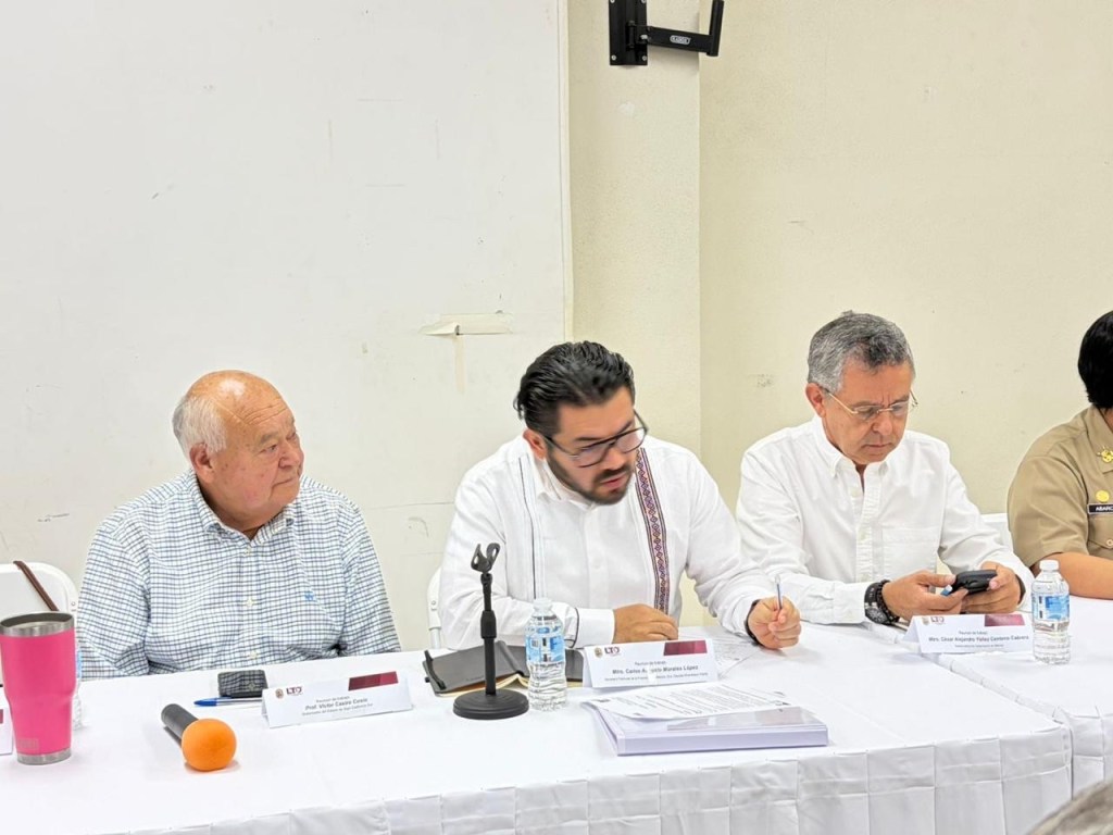 Gobernador Víctor Castro confirma #abrogación del #decreto de puerto de altura en&nbsp;#Loreto