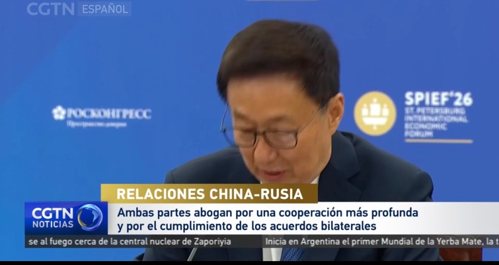 El presidente ruso se reúne con el vicepresidente chino en San Petersburgo