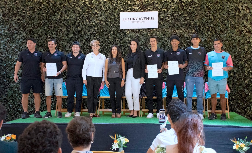 Reconoce Ayuntamiento de Los Cabos al equipo Los Cabos United por promover identidad&nbsp;local