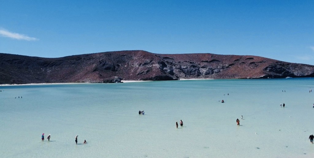 COEPRIS confirma condiciones sanitarias óptimas en playas de BCS
