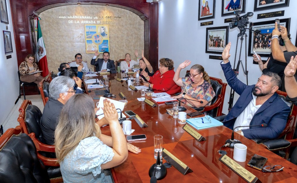 Con acciones de inclusión y vivienda, Cabildo de Los Cabos avala agenda social y licencia del presidente&nbsp;municipal