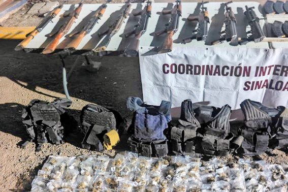 Se detiene a 9 personas y asegura armamento en el municipio de El Rosario,&nbsp;Sin.
