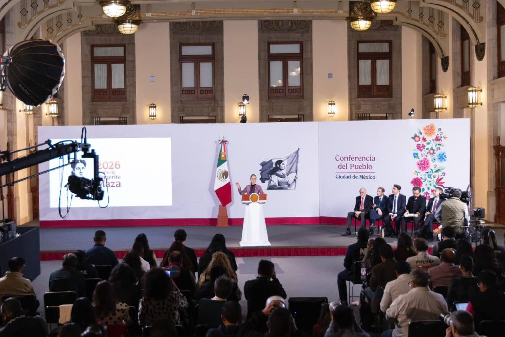 EN 12 AÑOS SE CONSTRUIRÁN 12 MIL CAMAS NUEVAS DE HOSPITAL, EL DOBLE QUE EN EL PERIODO NEOLIBERAL; ESTAMOS REVIRTIENDO 36 AÑOS DE&nbsp;ABANDONO